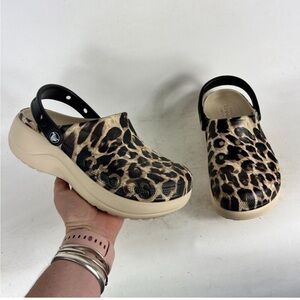 Crocs Baya Platform Clog Women's 8 Tan Black Leopard Print Slip-On Comfort Shoes